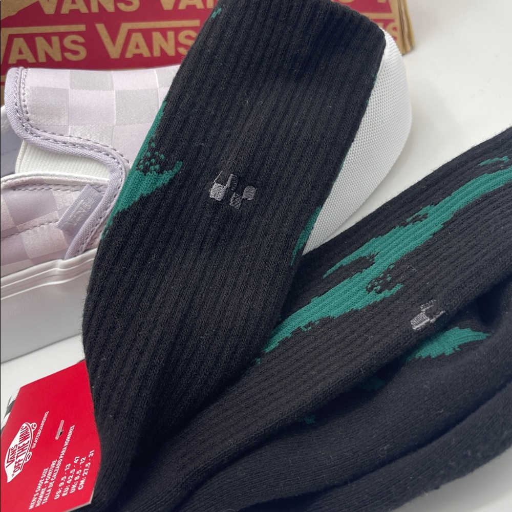 Vans Skate Thorn Crew Socks (1 pair)
with a ribbed cuff cushioning for comfort - Picture 9 of 16